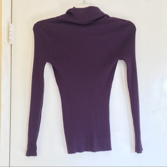 Carolyn Taylor purple turtle neck sweater - Picture 3 of 4